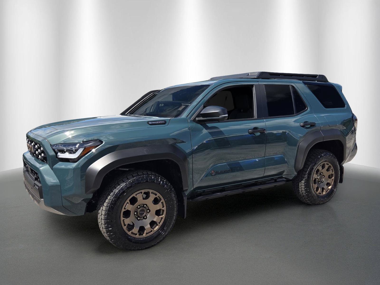 Used 2025 Toyota 4Runner Trailhunter AWD/4WD image 3