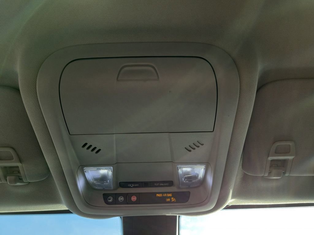 Used 2022 Chevrolet Equinox LT FWD image 33