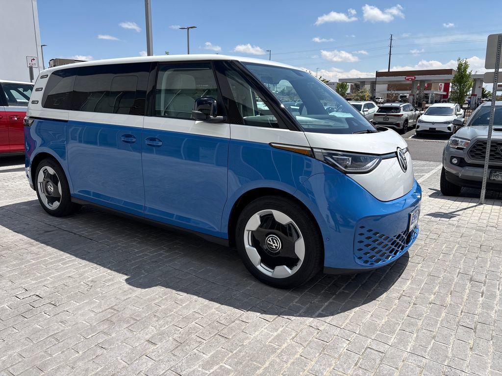 New 2025 Volkswagen ID. Buzz Pro S Plus AWD/4WD image 7