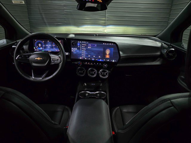 Used 2024 Chevrolet Blazer EV LT AWD/4WD image 11