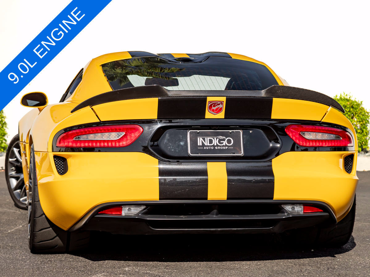Used 2014 SRT Viper GTS w/ GTS Laguna Interior Package RWD image 10