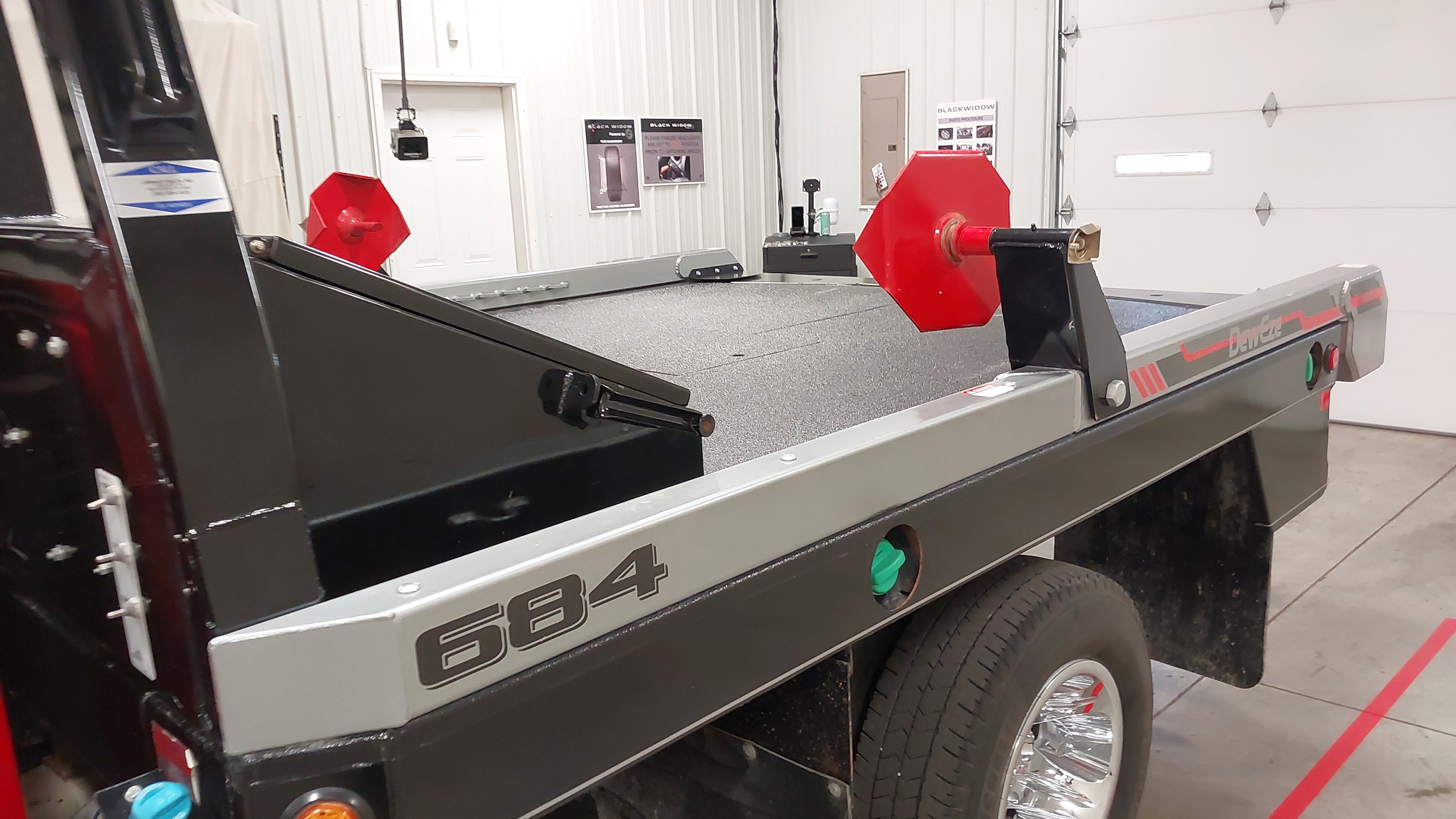 Used 2024 GMC Sierra 3500 SLE w/ SLE Convenience Package image 33