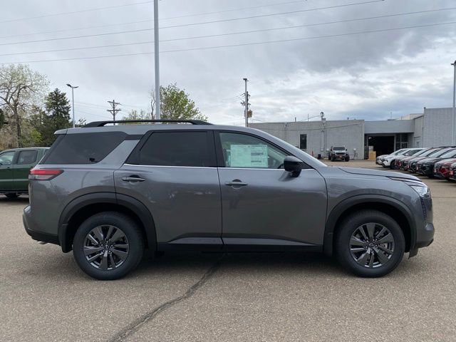 New 2026 Nissan Pathfinder SV image 6