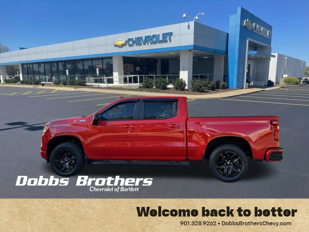 Used 2022 Chevrolet Silverado 1500 RST w/ Z71 Off-Road Package AWD/4WD image 8