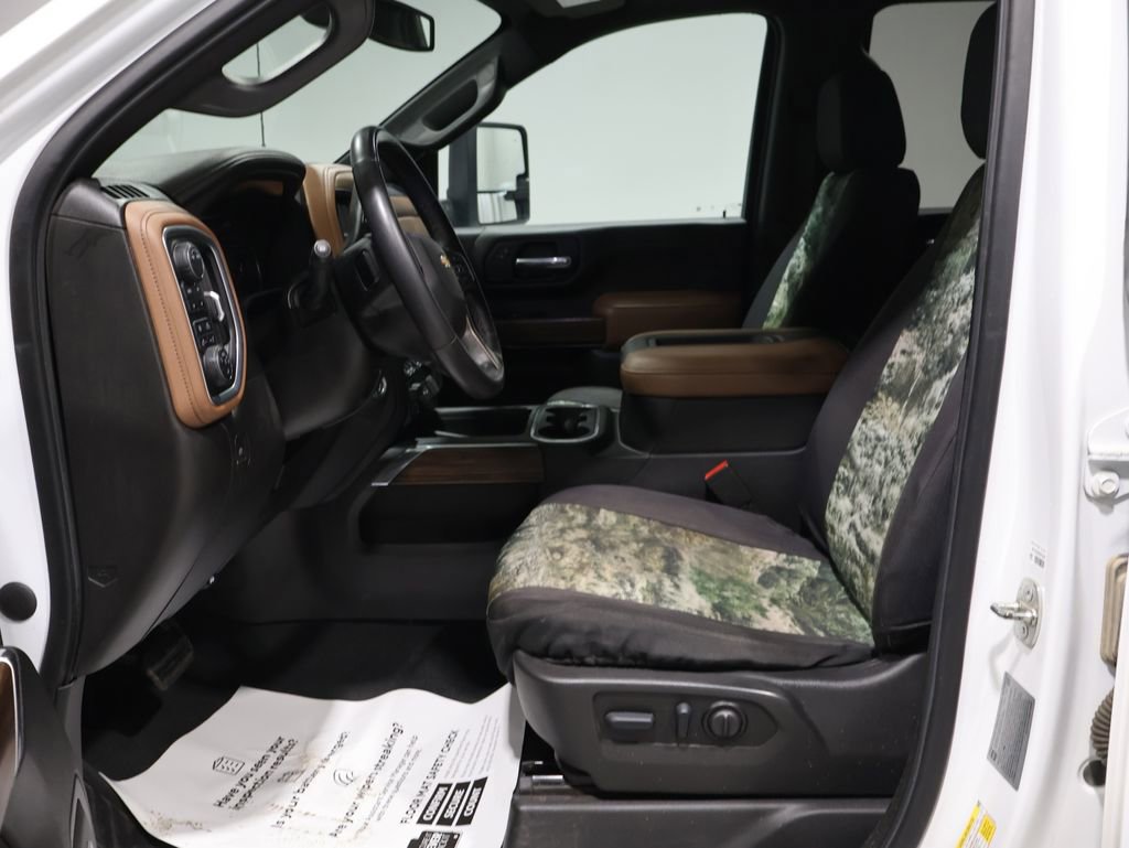 Used 2022 Chevrolet Silverado 3500 High Country w/ Safety Package II image 12