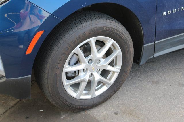 Used 2022 Chevrolet Equinox LT w/ Driver Convenience Package image 12