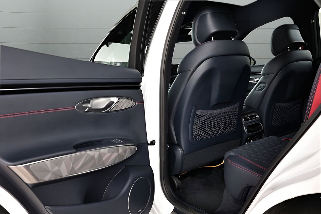 Used 2024 Genesis GV70 3.5T Sport w/ Sport Advanced Package image 58