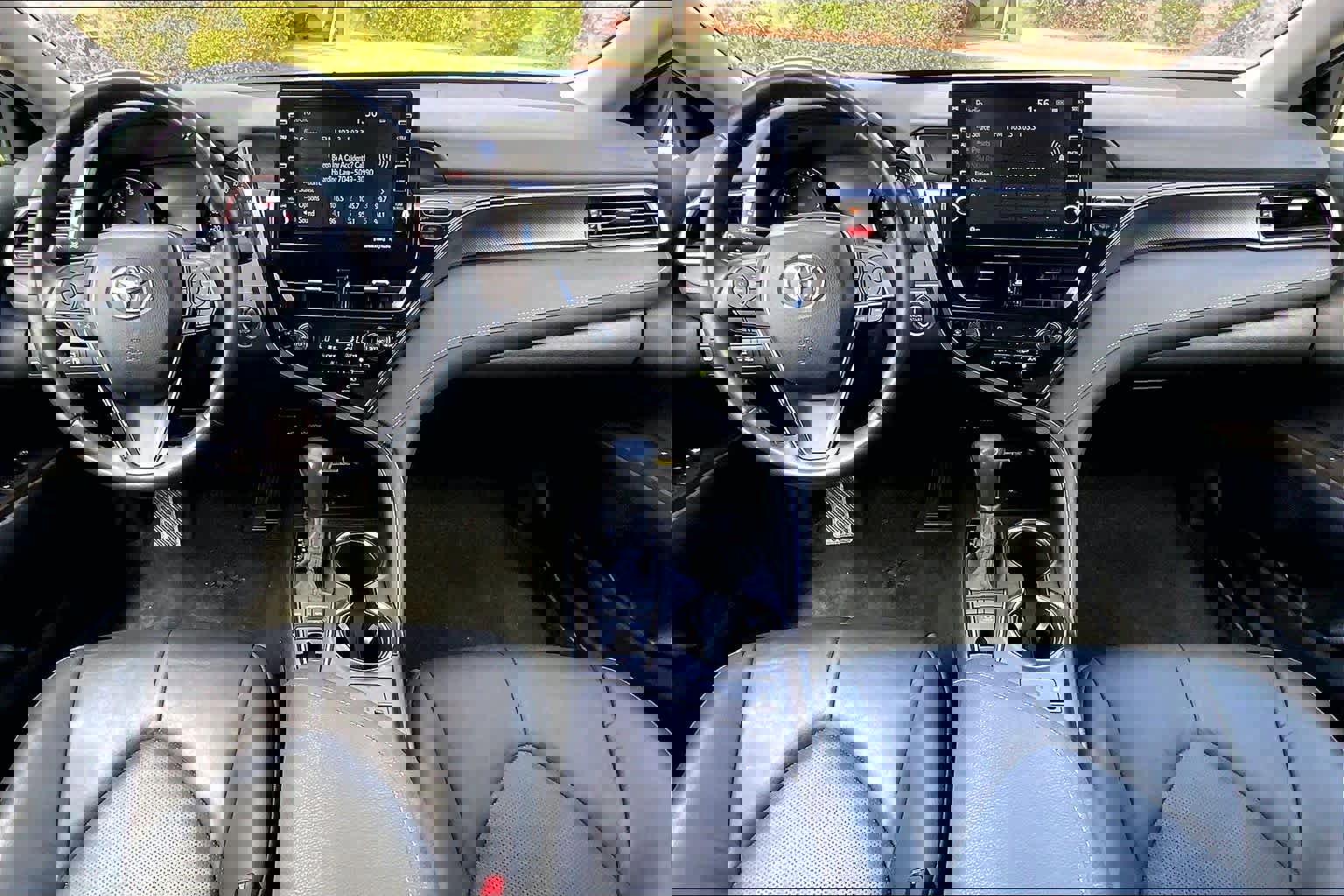 Used 2024 Toyota Camry XSE FWD image 15