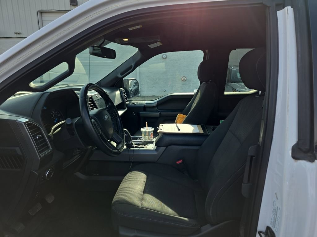 Used 2017 Ford F150 XLT w/ Equipment Group 302A Luxury image 6