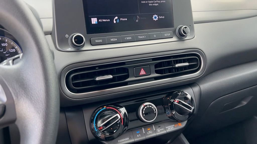 Used 2023 Hyundai Kona SEL w/ Cargo Package image 28