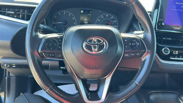 Used 2025 Toyota Corolla SE FWD image 19