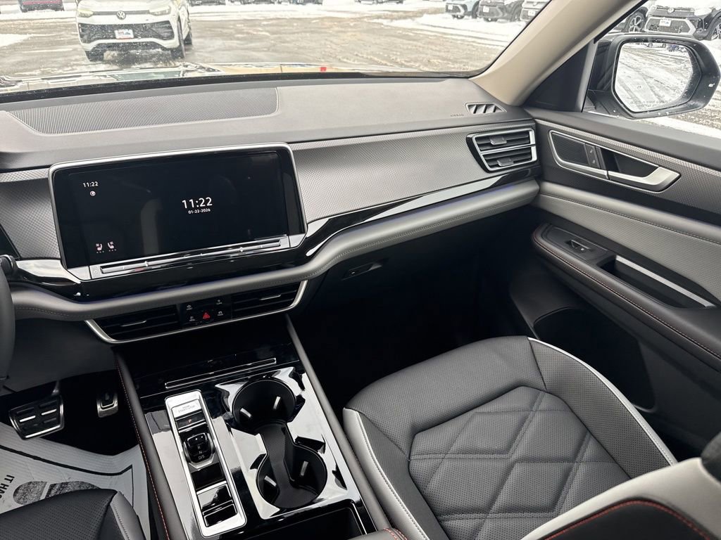 New 2026 Volkswagen Atlas Peak Edition image 12
