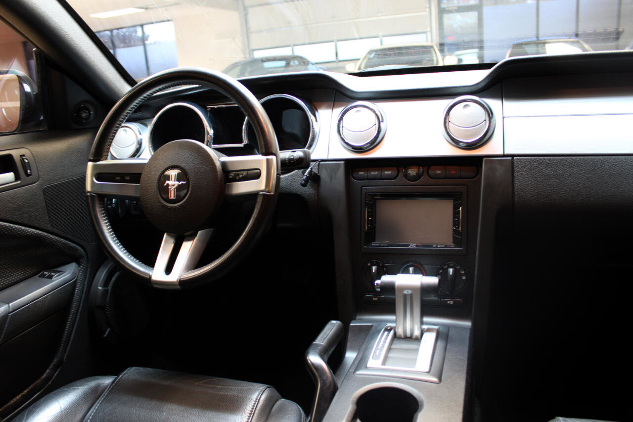 Used 2005 Ford Mustang GT image 34