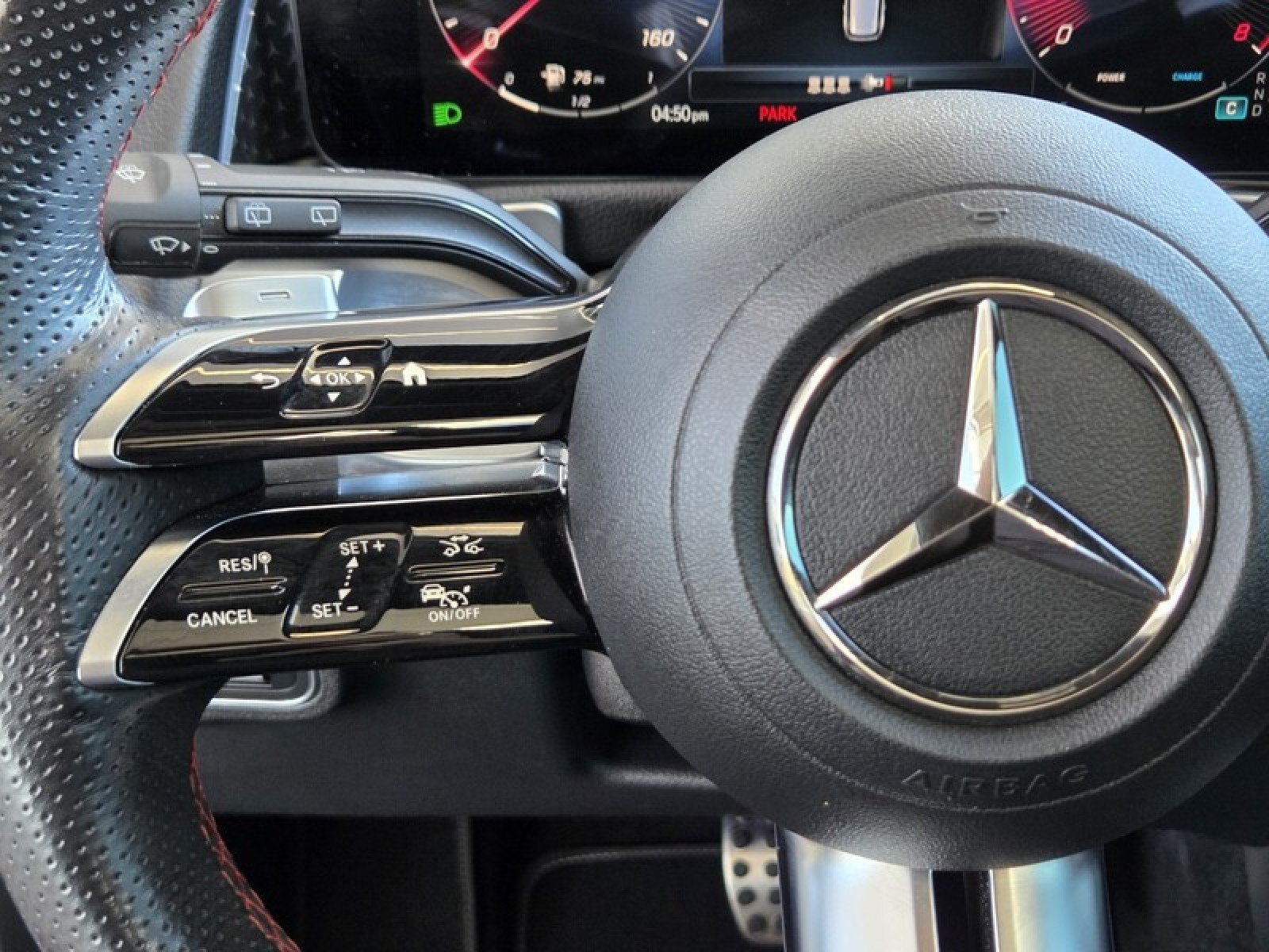 Used 2024 Mercedes-Benz GLB 250 image 26