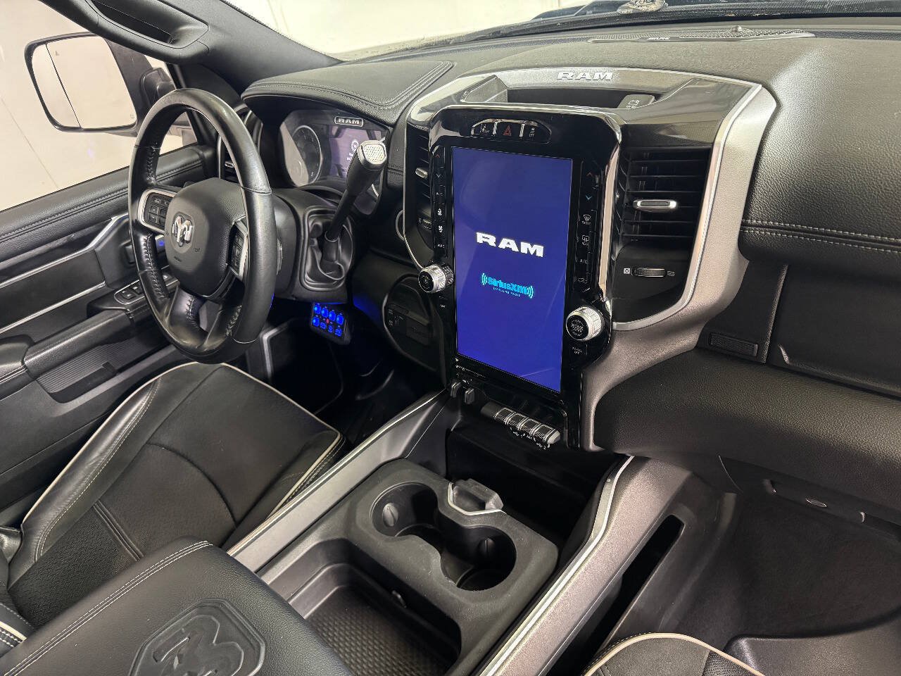 Used 2020 RAM 3500 Laramie w/ Night Edition AWD/4WD image 23