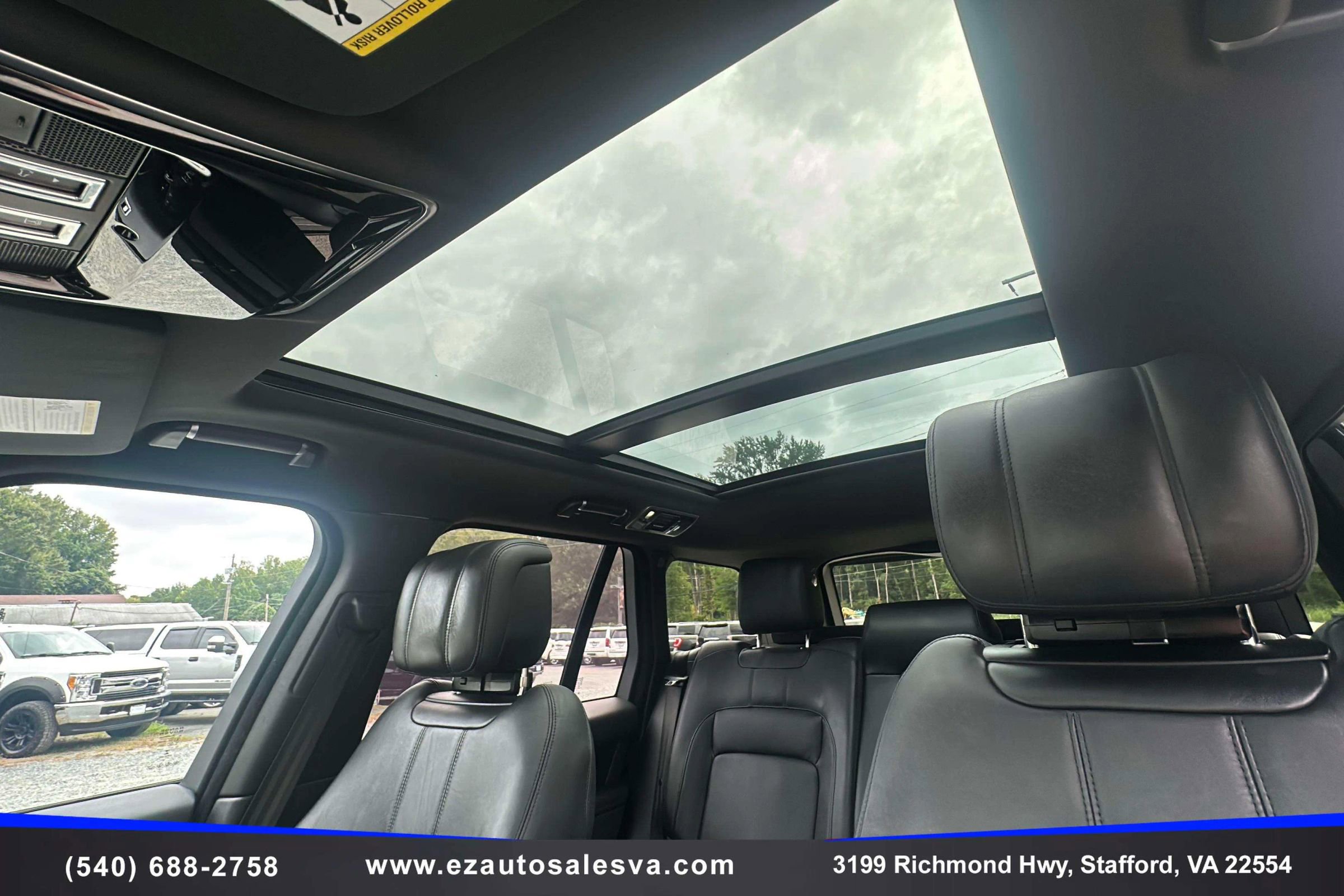 Used 2018 Land Rover Range Rover Supercharged image 31