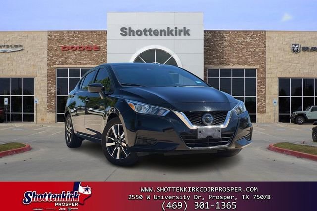 Used 2021 Nissan Versa SV image 1