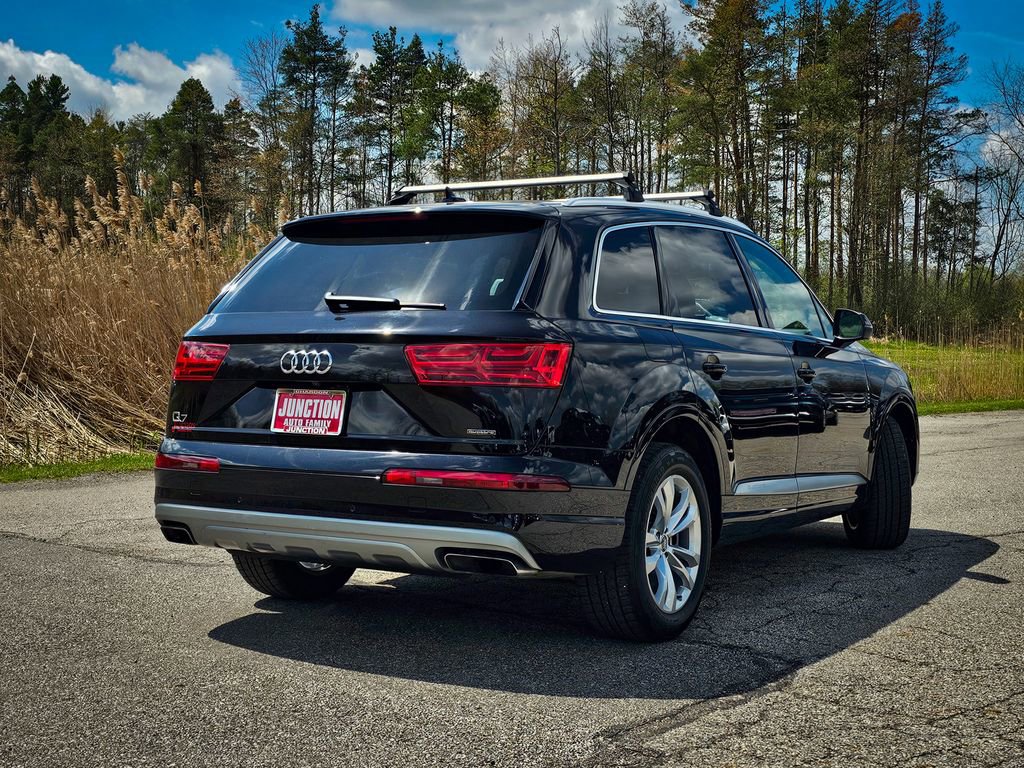 Used 2018 Audi Q7 2.0T Premium Plus w/ Premium Plus Package AWD/4WD image 3