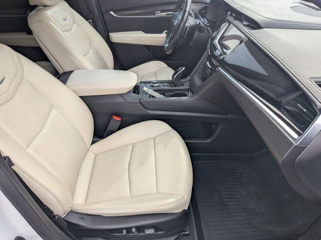 Used 2021 Cadillac XT6 Sport w/ LPO, Floor Liner Package image 34