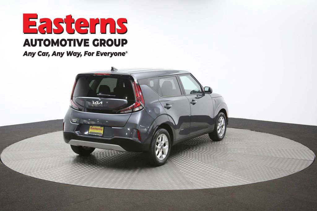Used 2023 Kia Soul LX w/ LX Technology Package image 40