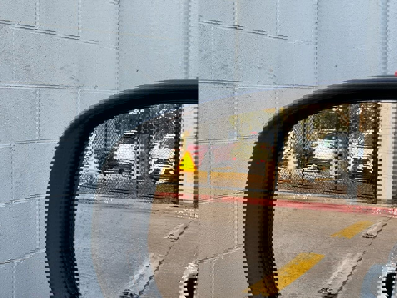 Used 2025 Jeep Compass Trailhawk AWD/4WD image 19