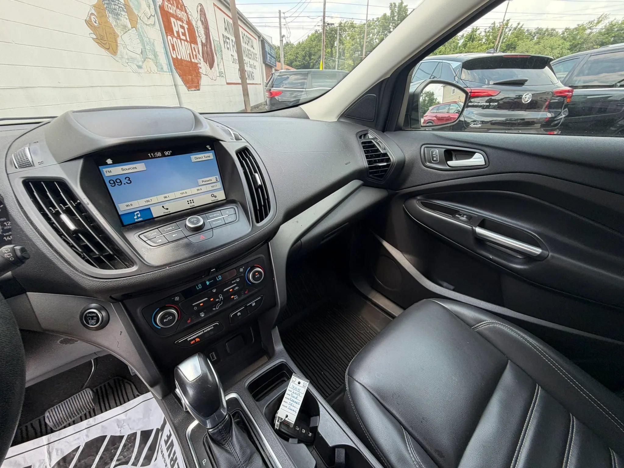 Used 2019 Ford Escape SEL AWD/4WD image 22