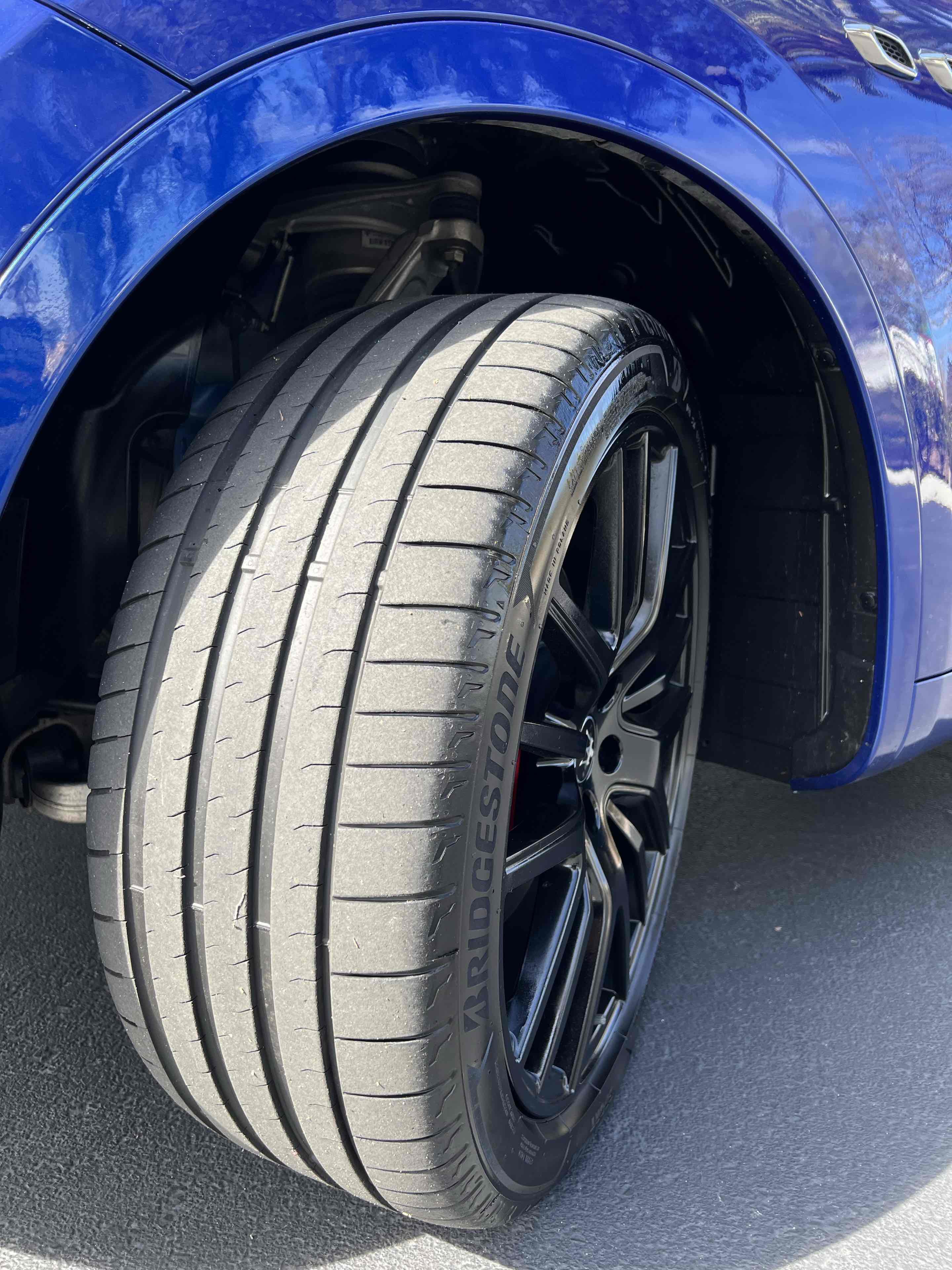 Used 2021 Maserati Levante image 13