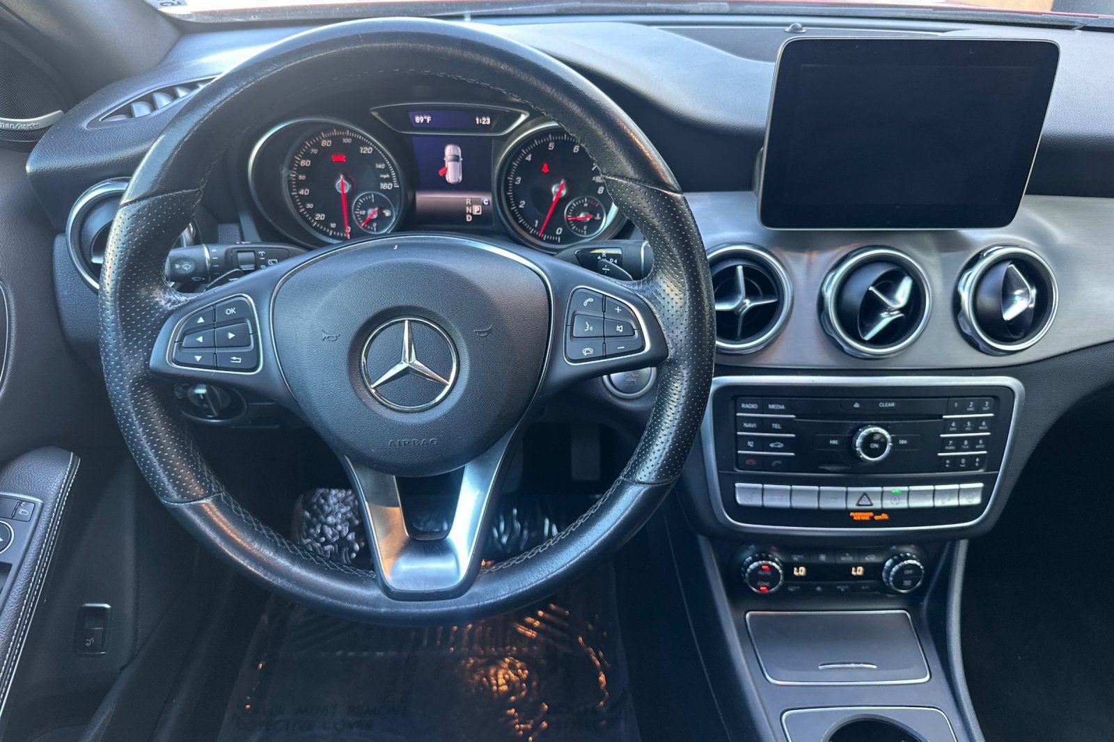 Used 2019 Mercedes-Benz GLA 250 4MATIC image 14