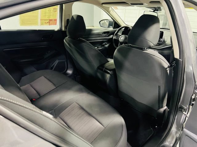 Used 2025 Nissan Altima 2.5 S FWD image 27