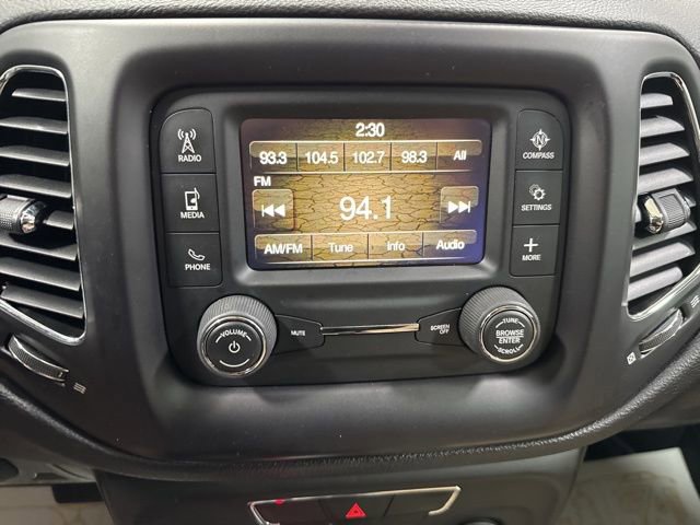 Used 2018 Jeep Compass Sport w/ Cold Weather Group image 18