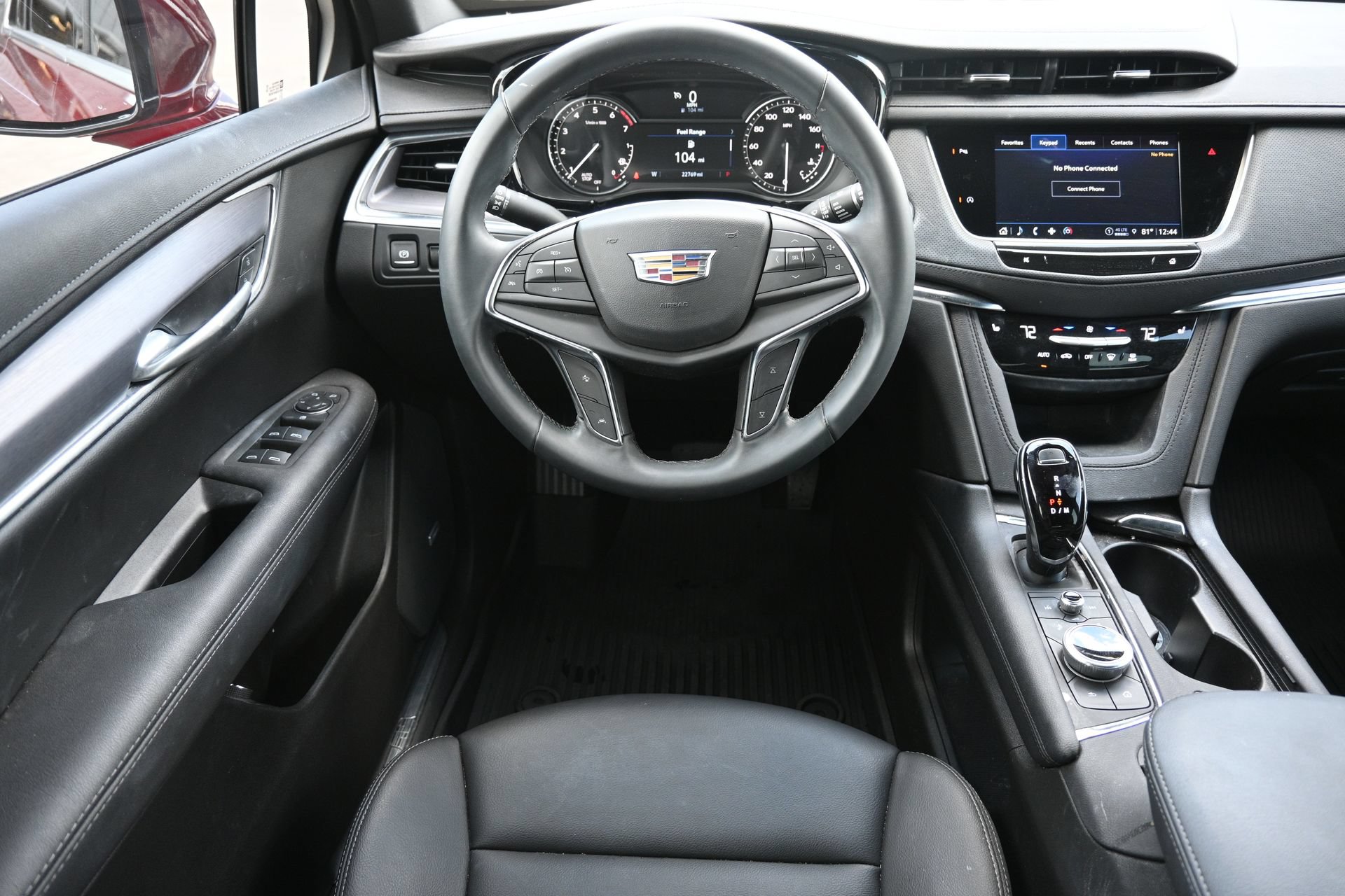 Certified 2025 Cadillac XT5 Luxury FWD image 10