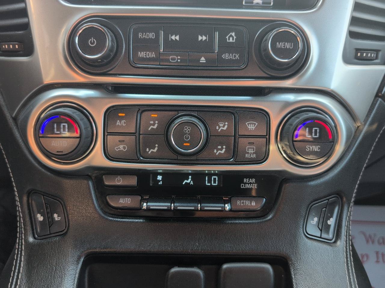 Used 2015 Chevrolet Tahoe LT AWD/4WD image 23