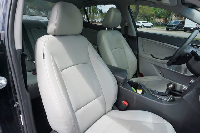 Used 2015 Kia Optima EX w/ EX Premium Package image 2