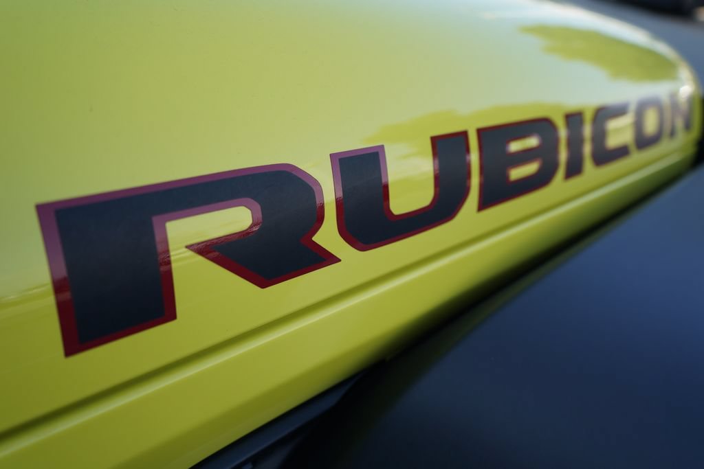 Used 2024 Jeep Wrangler Unlimited Rubicon AWD/4WD image 8