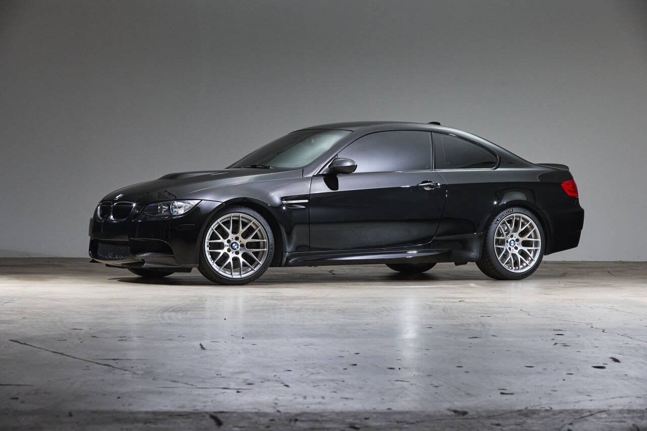 Used 2011 BMW M3 Coupe RWD image 3