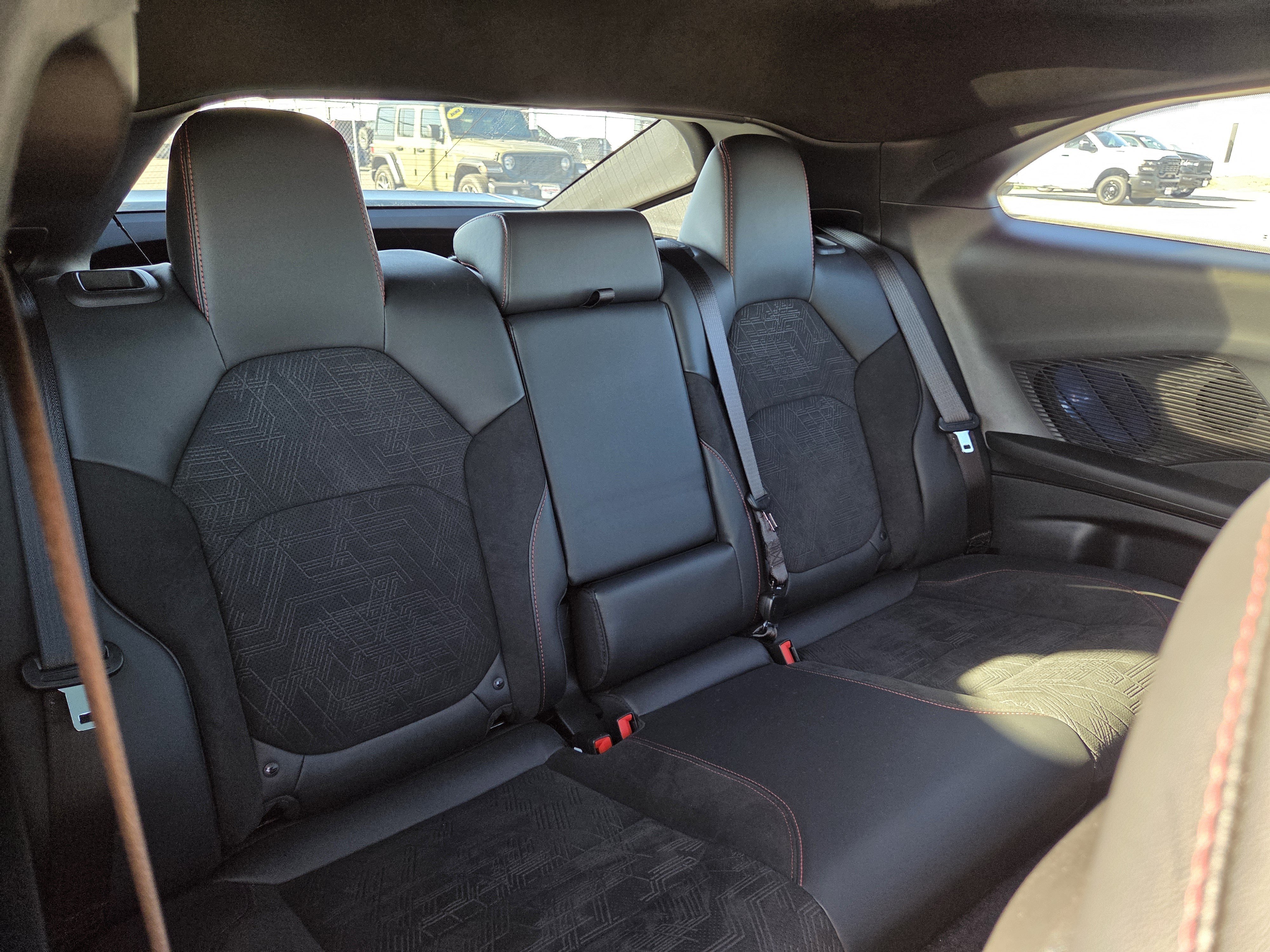 Used 2024 Dodge Charger Daytona Scat Pack w/ Plus Group AWD/4WD image 17