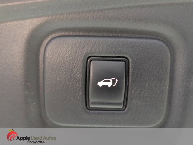 Used 2019 Nissan Pathfinder SL image 10