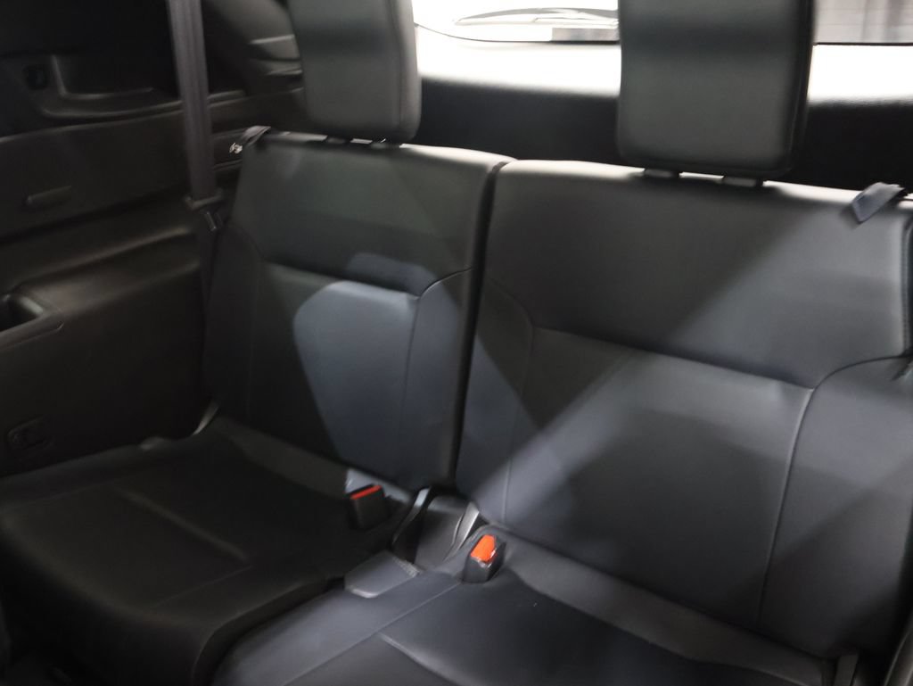 Used 2024 Mitsubishi Outlander SE FWD image 14