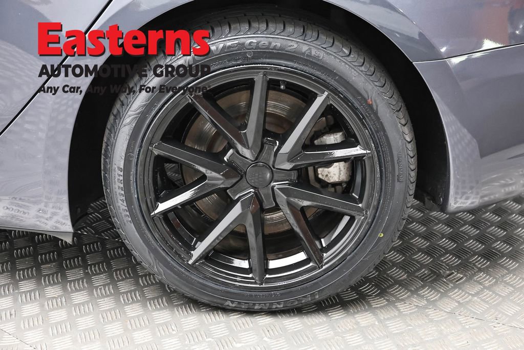 Used 2023 Tesla Model 3 Standard Range image 8