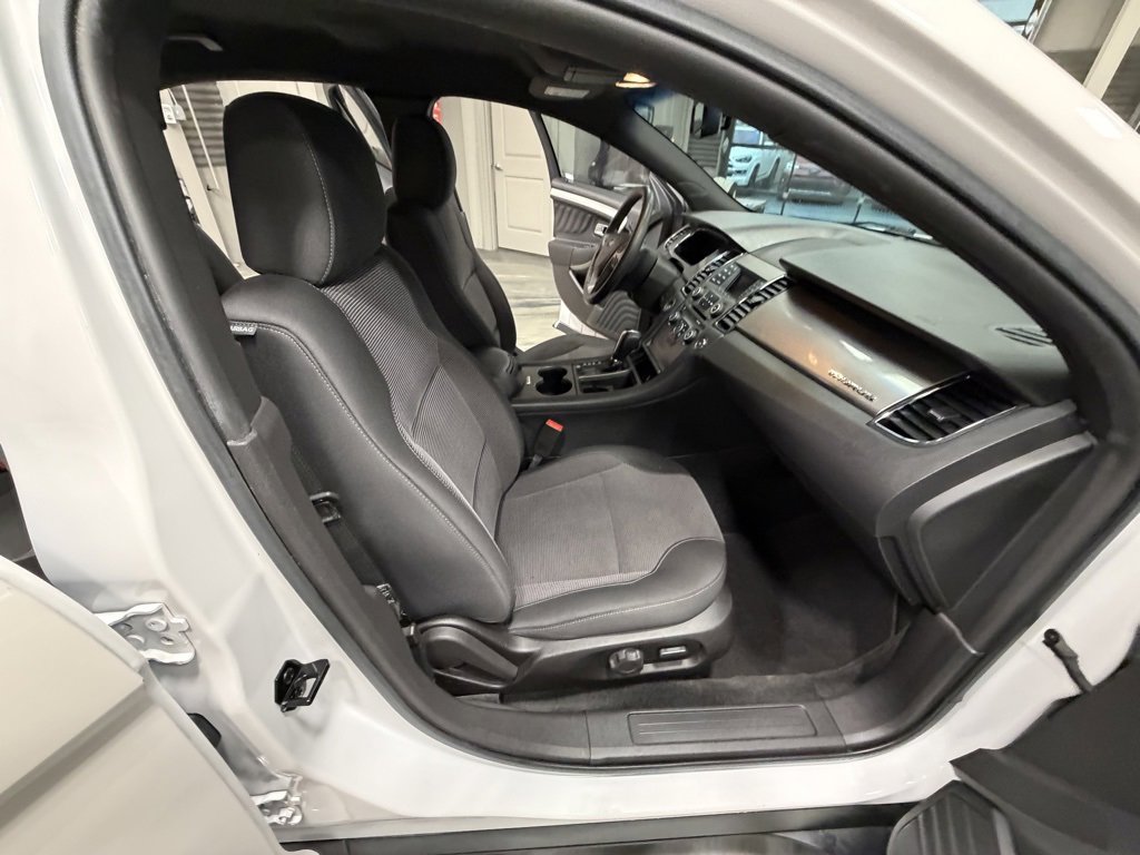 Used 2018 Ford Taurus SEL image 37