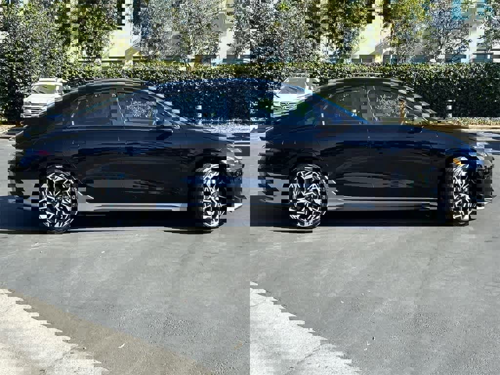 Used 2025 Hyundai Ioniq 6 SEL image 3