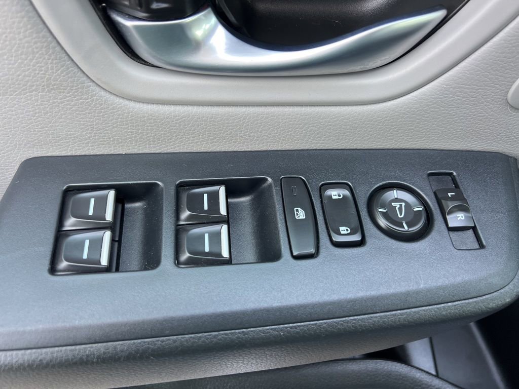 Used 2025 Honda Pilot EX-L image 24