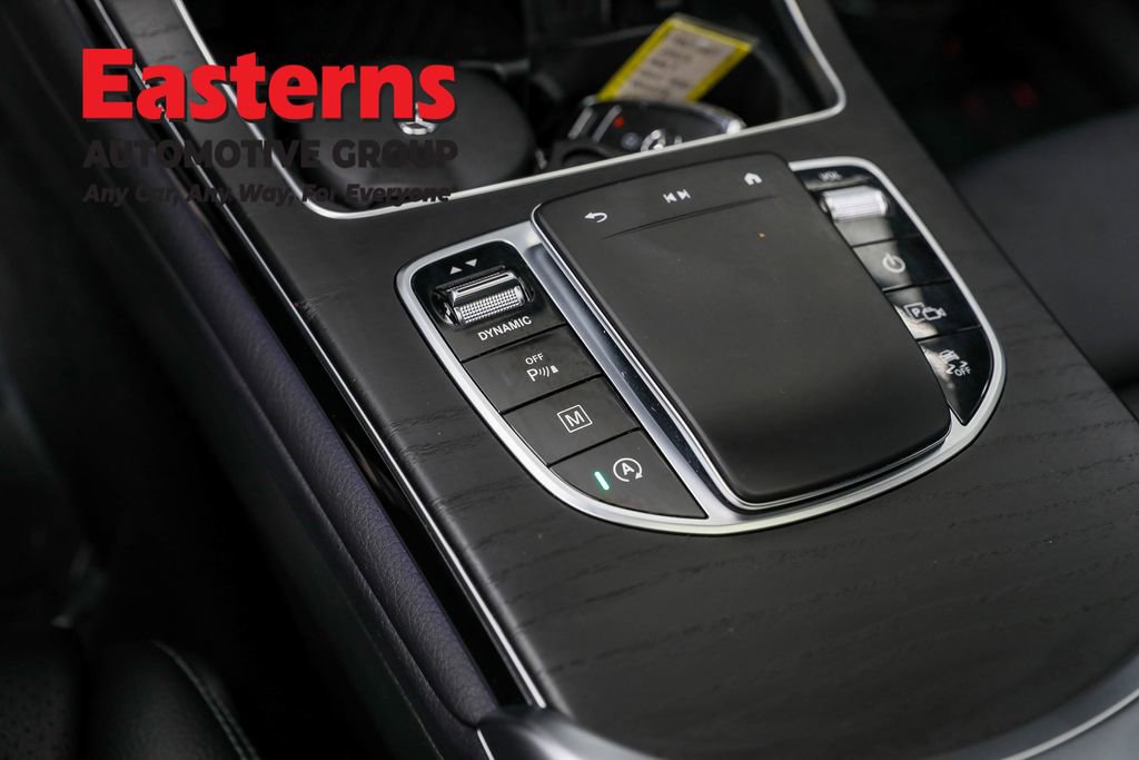 Used 2023 Mercedes-Benz GLC 300 4MATIC Coupe image 21