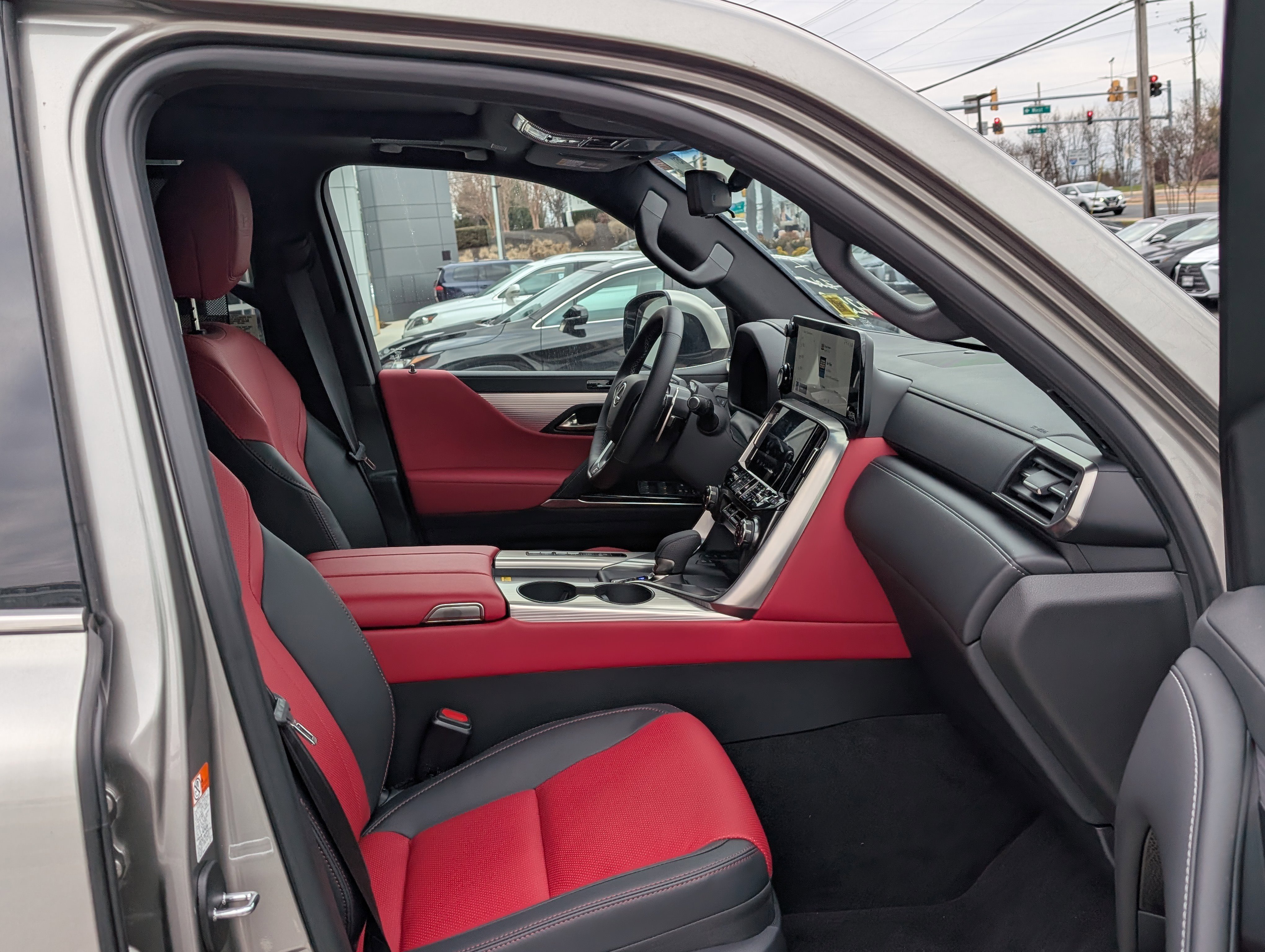 New 2026 Lexus LX 700h F Sport image 8