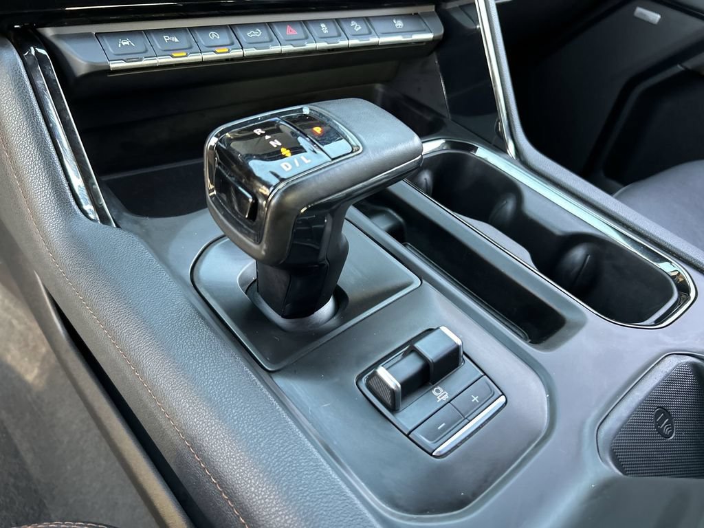Used 2023 GMC Sierra 1500 AT4 AWD/4WD image 16