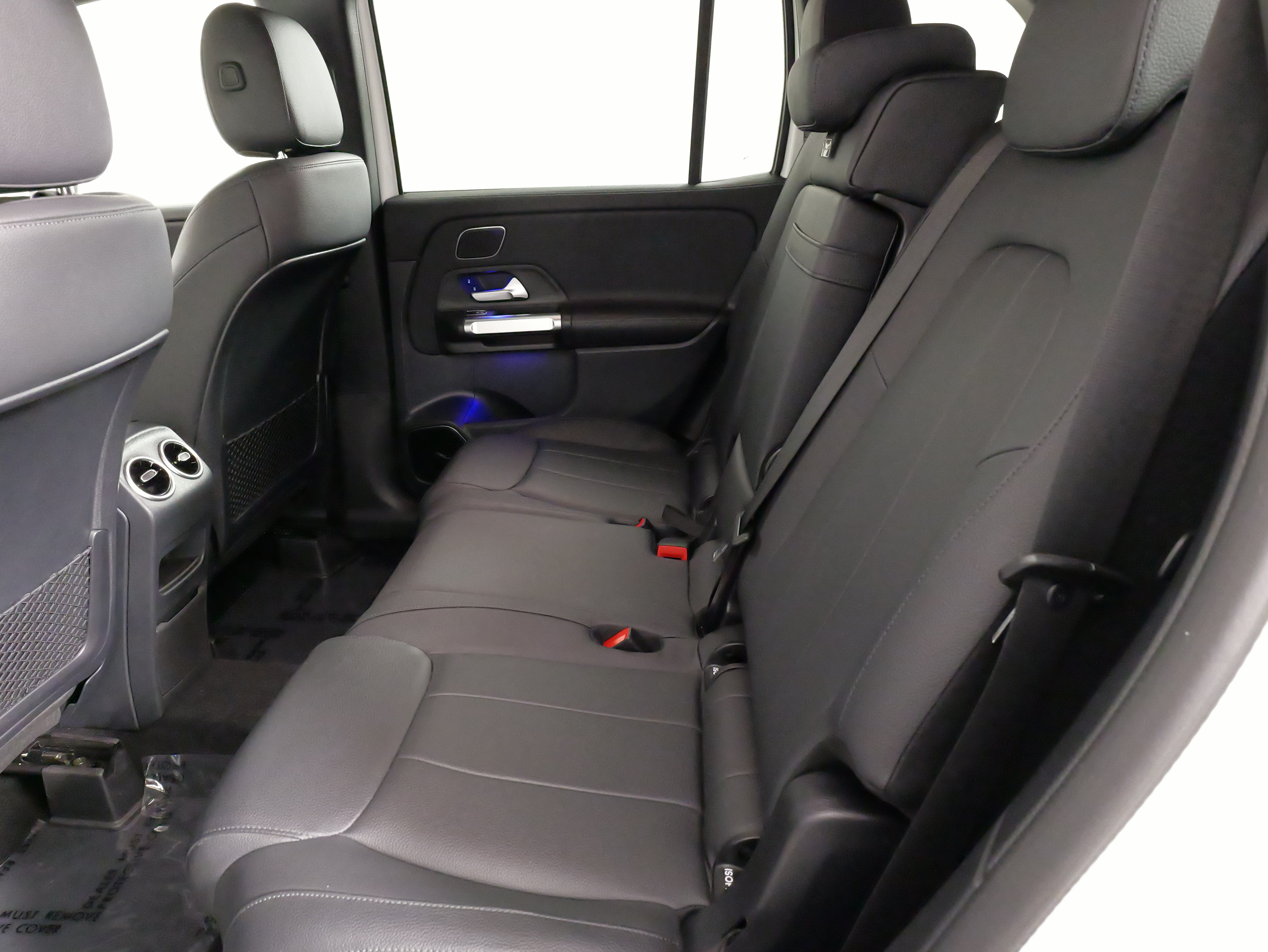 Used 2022 Mercedes-Benz GLB 250 4MATIC image 34