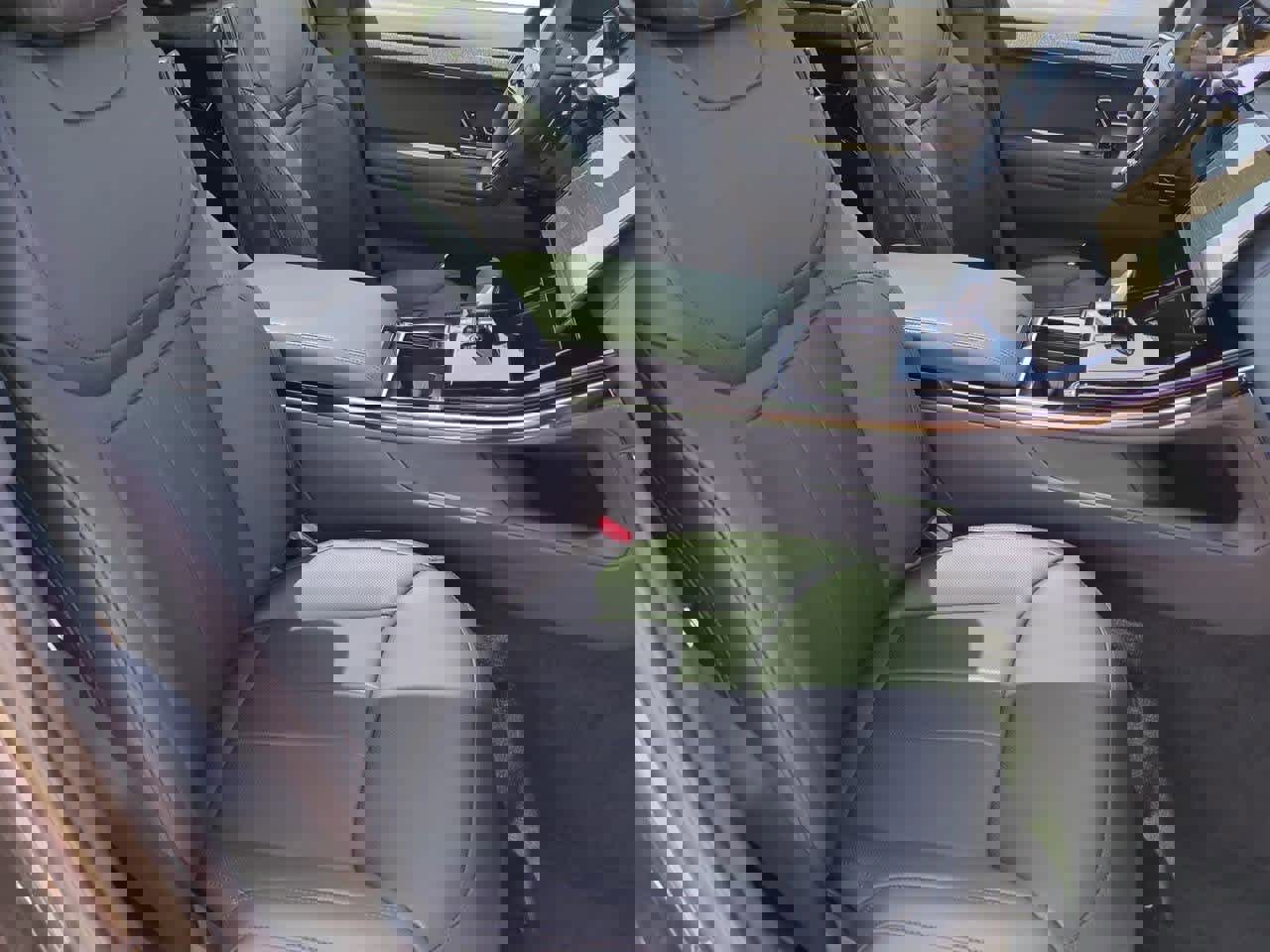 New 2025 Land Rover Range Rover Sport Dynamic SE image 21