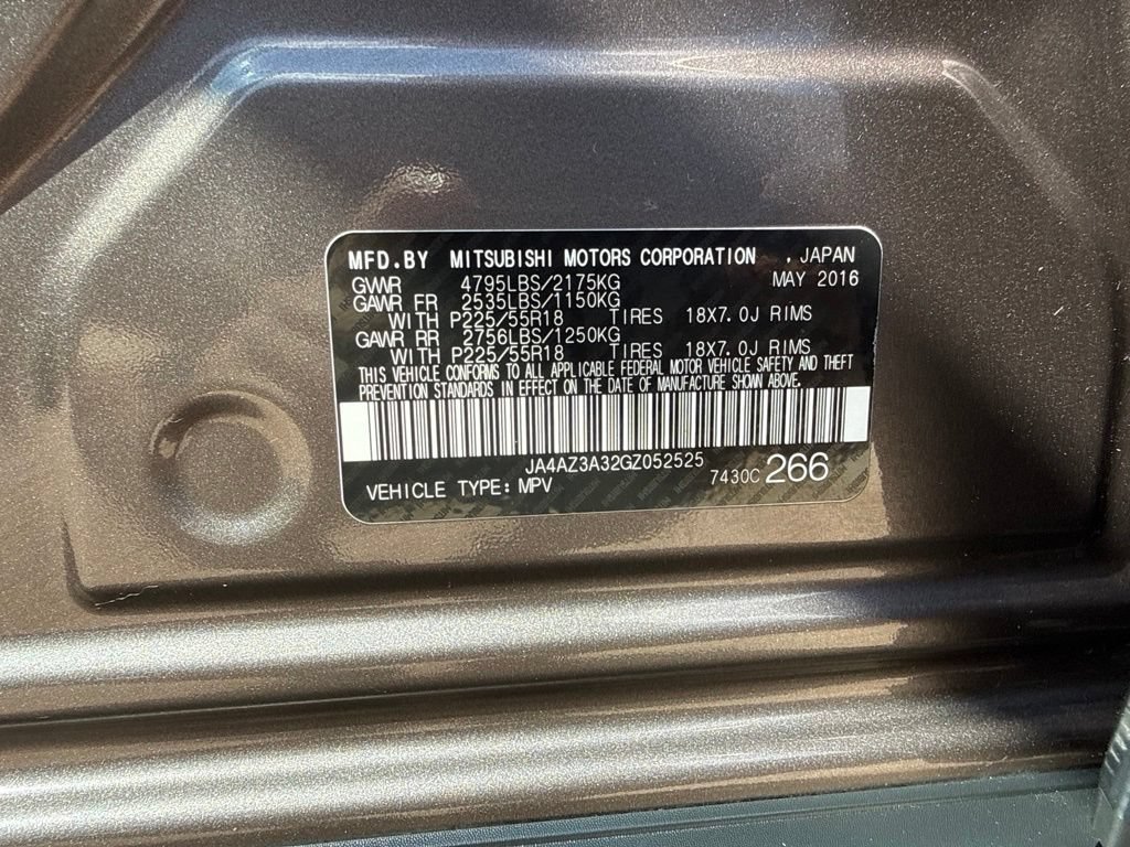 Used 2016 Mitsubishi Outlander SE AWD/4WD image 23