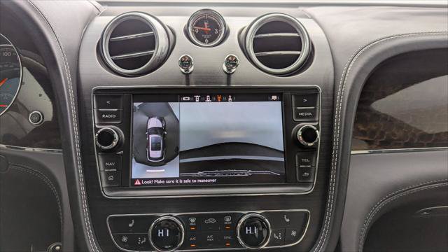 Used 2019 Bentley Bentayga AWD/4WD image 29