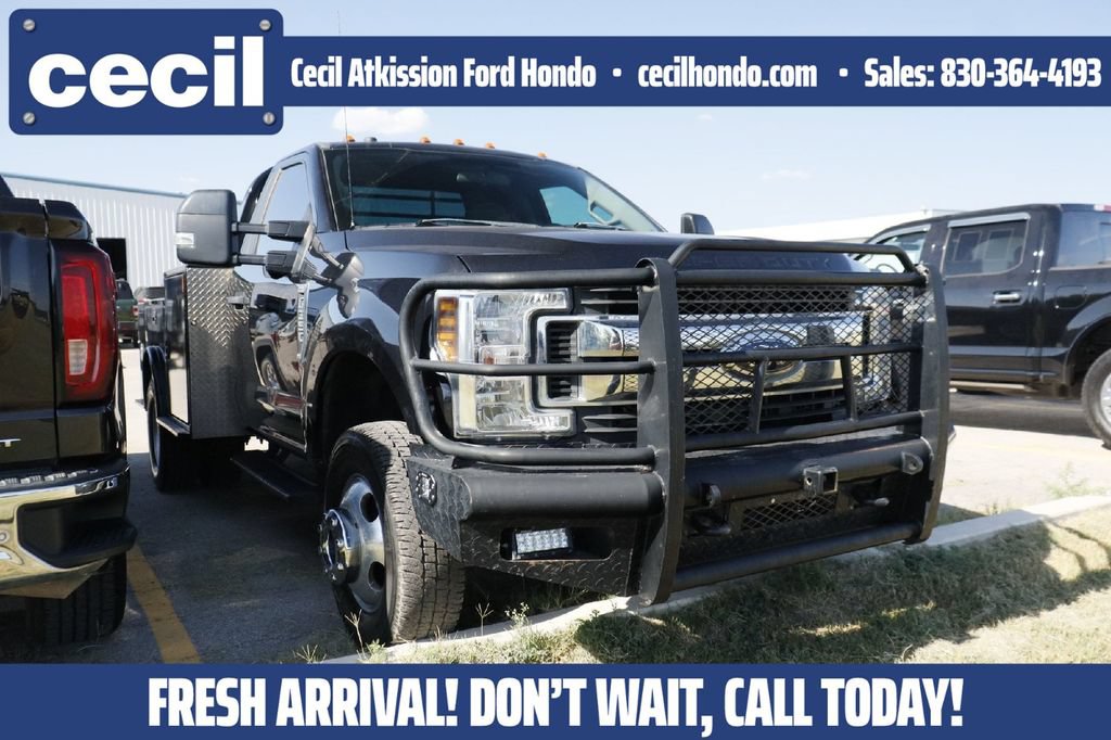 Used 2019 Ford F350 XL w/ STX Appearance Package AWD/4WD image 1